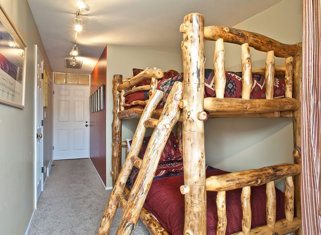 The Ridge Condominium By Alpine Ski Properties Park City Room photo